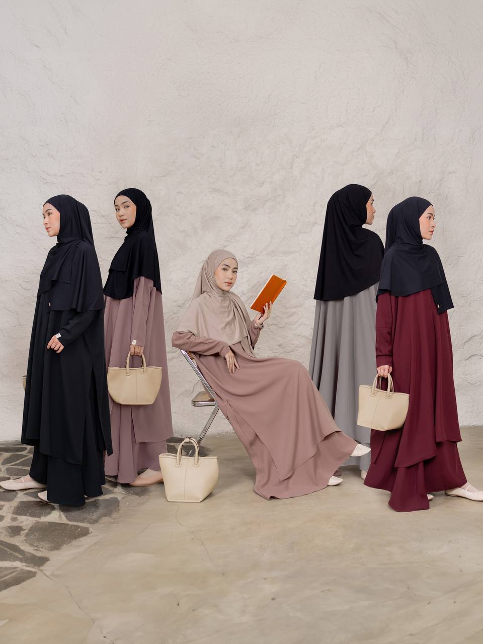Azmiza-Noir Tunik-(TUNIK ONLY)-( Tunik Atasan Lengan Panjang Oversize Bahan Sahara Platinum)