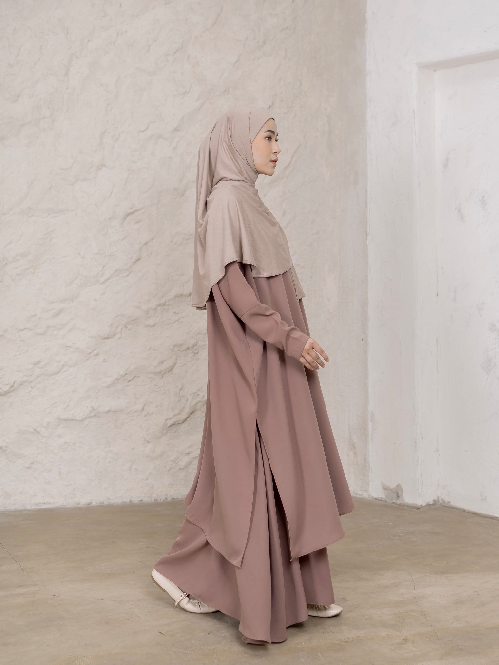 Azmiza-Noir Tunik-(TUNIK ONLY)-( Tunik Atasan Lengan Panjang Oversize Bahan Sahara Platinum)