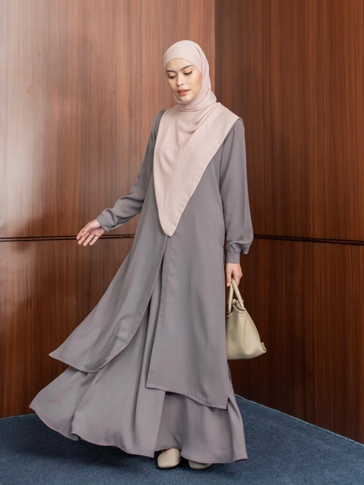 Azmiza-Hanum Tunik-(TUNIK ONLY)-(Atasan Lengan Panjang Daily Umroh Haji Bahan Sahara Platinum)