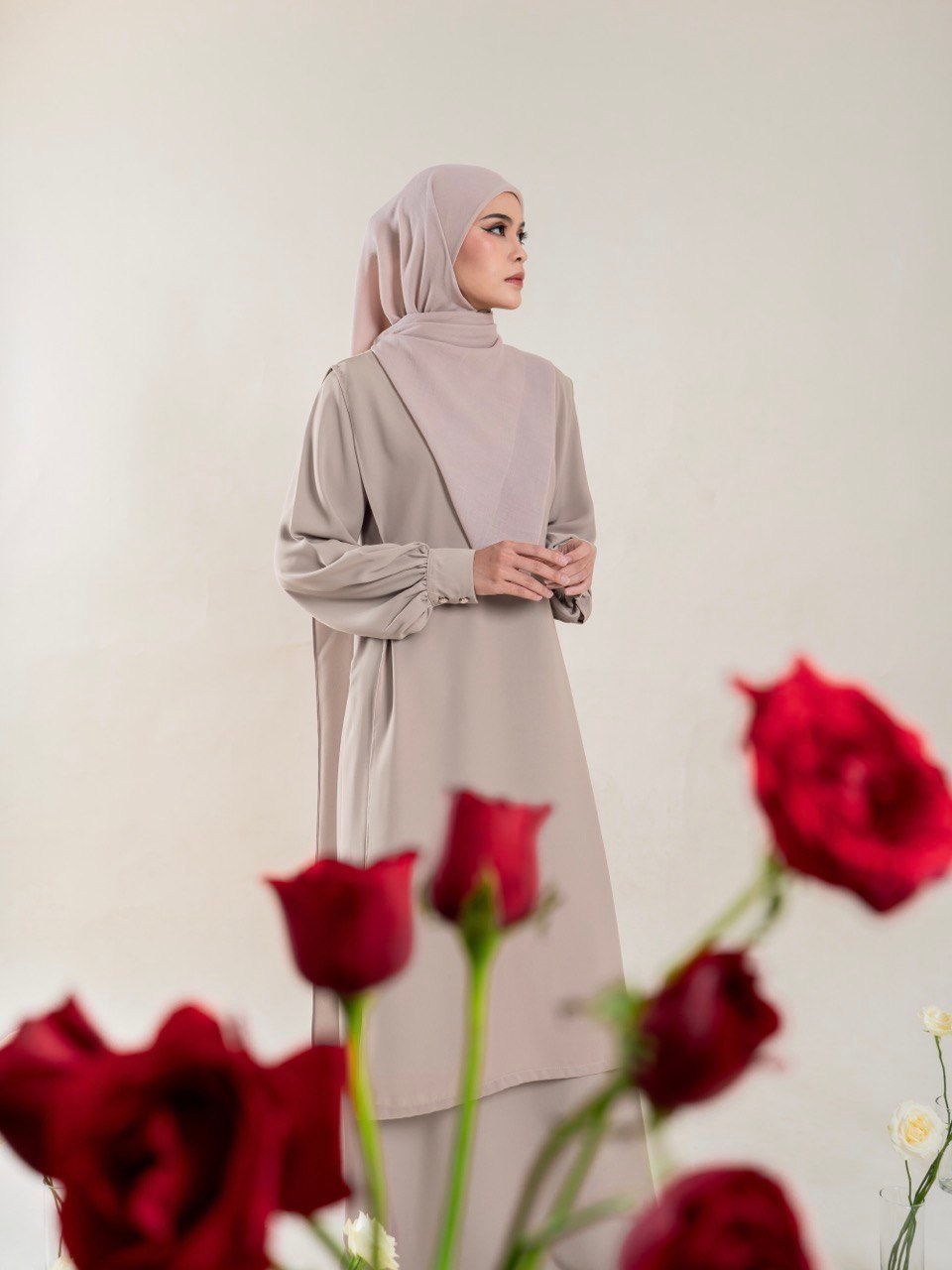 Azmiza-Kana Vest(Hanya Vest Saja Free Belt)-Vest Tali Pinggang Daily Wear Bahan Sahara Platinum