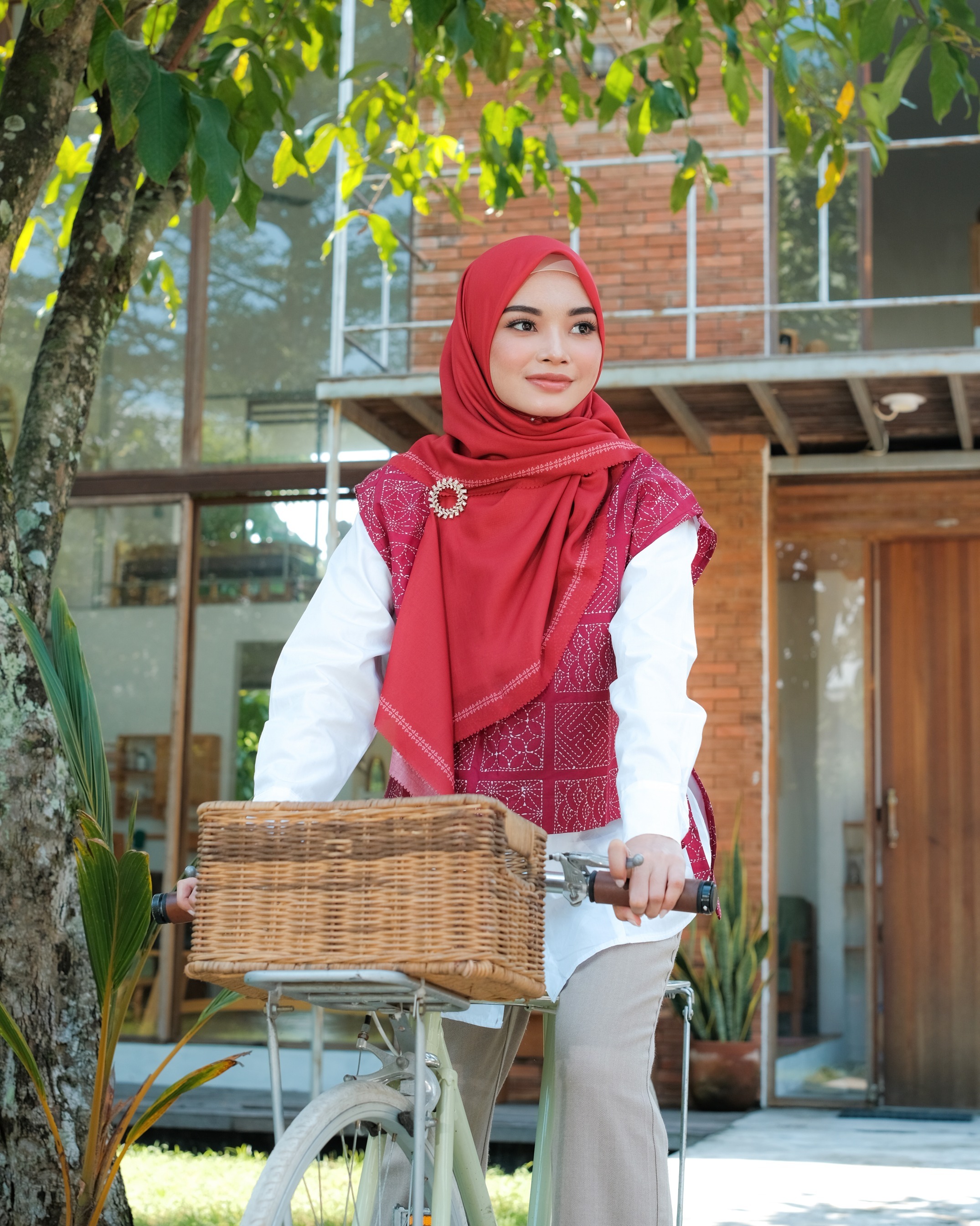 The Signature List Merah