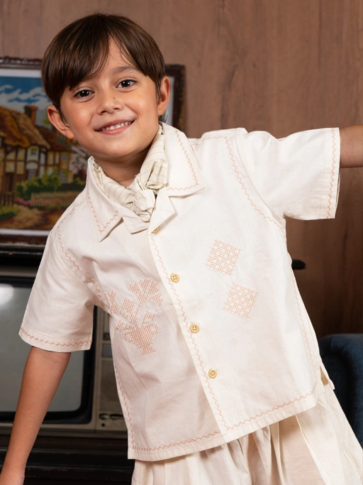 Image of SABINE AND HEEM - ARLO Embroidery Shirt - Linen - Kids - Kemeja Linen Anak