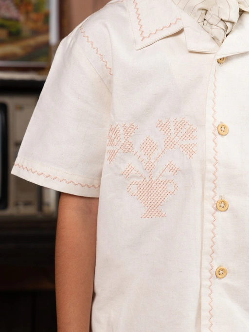 Image of SABINE AND HEEM - ARLO Embroidery Shirt - Linen - Kids - Kemeja Linen Anak