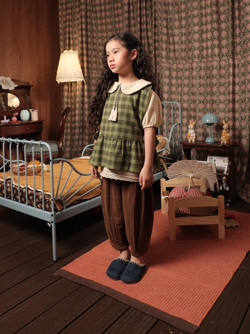 Image of SABINE AND HEEM - ALHAMBRA Cotton Balloon Big Pants - Wood Brown - Kids Cotton Balloon Pants