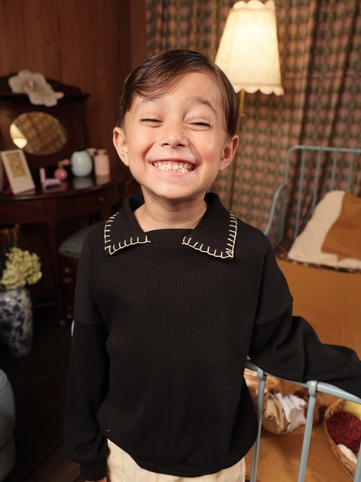 Image of SABINE AND HEEM - BAMU Collar Sweater With Hand Stitch - Black - Atasan Sweater Katun Rib Berkerah Anak