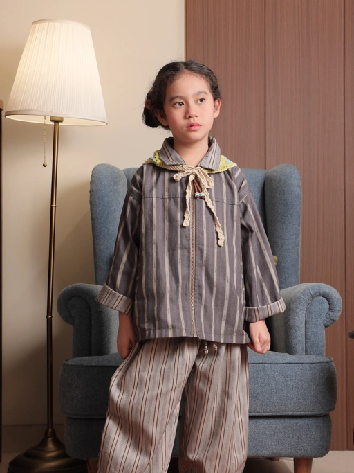 SABINE AND HEEM x KARROT - TOBB Collar Twill Jacket - Atasan Jaket Reversible Anak