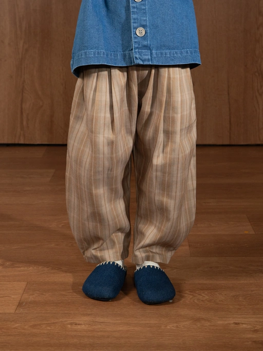 Image of SABINE AND HEEM - ALTER Twill Barrel Pants - Kids - Celana Panjang Barrel Anak