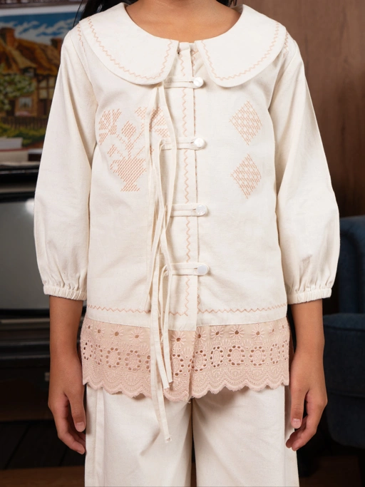 Image of SABINE AND HEEM - CELESTE Embroidery Cheongsam Blouse - Linen - Kids- Kemeja Cheongsam Anak