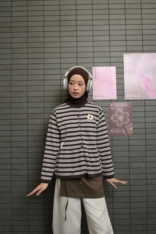 Image of Tome Ame - Nijiko Longsleeve Brown - Atasan Knit Motfif Garis
