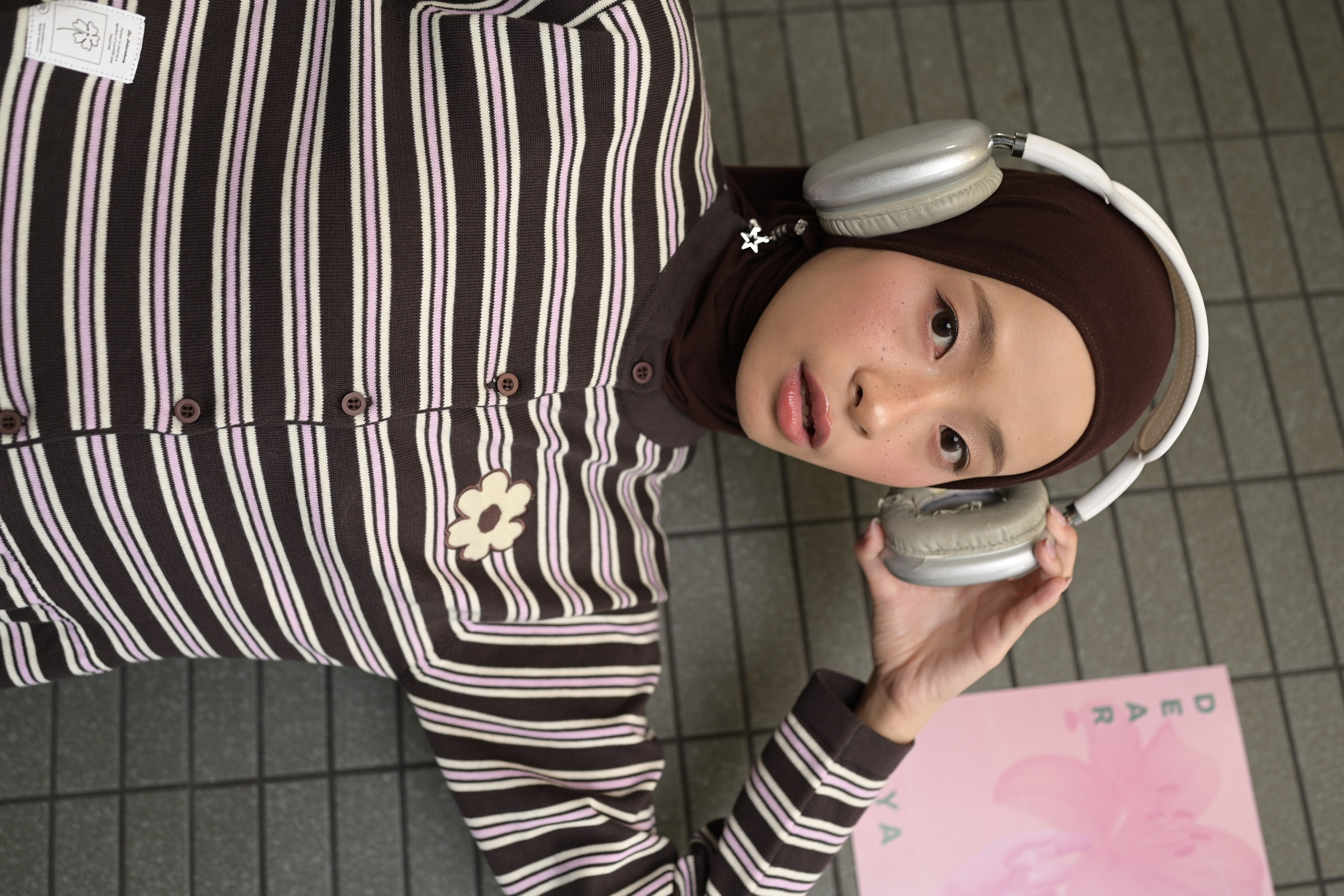 Tome Ame - Nijiko Longsleeve Brown - Atasan Knit Motfif Garis