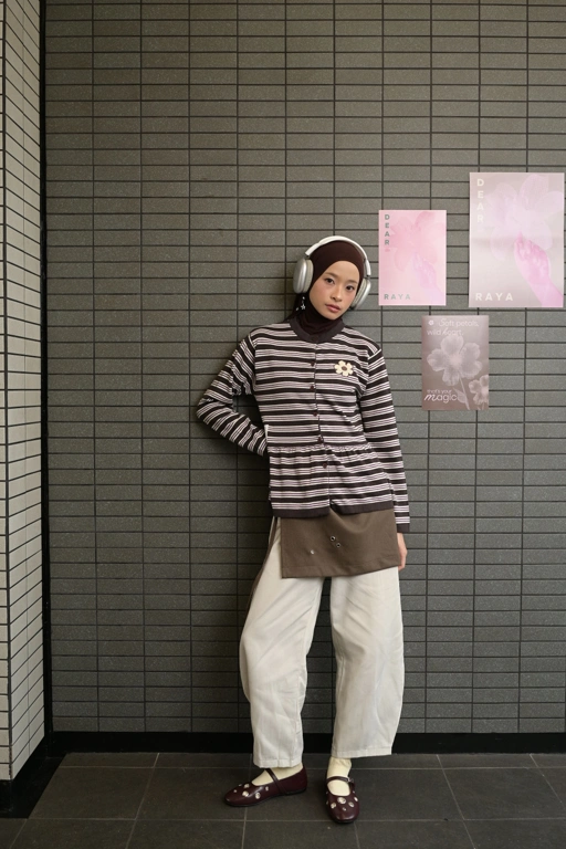 Image of Tome Ame - Nijiko Longsleeve Brown - Atasan Knit Motfif Garis