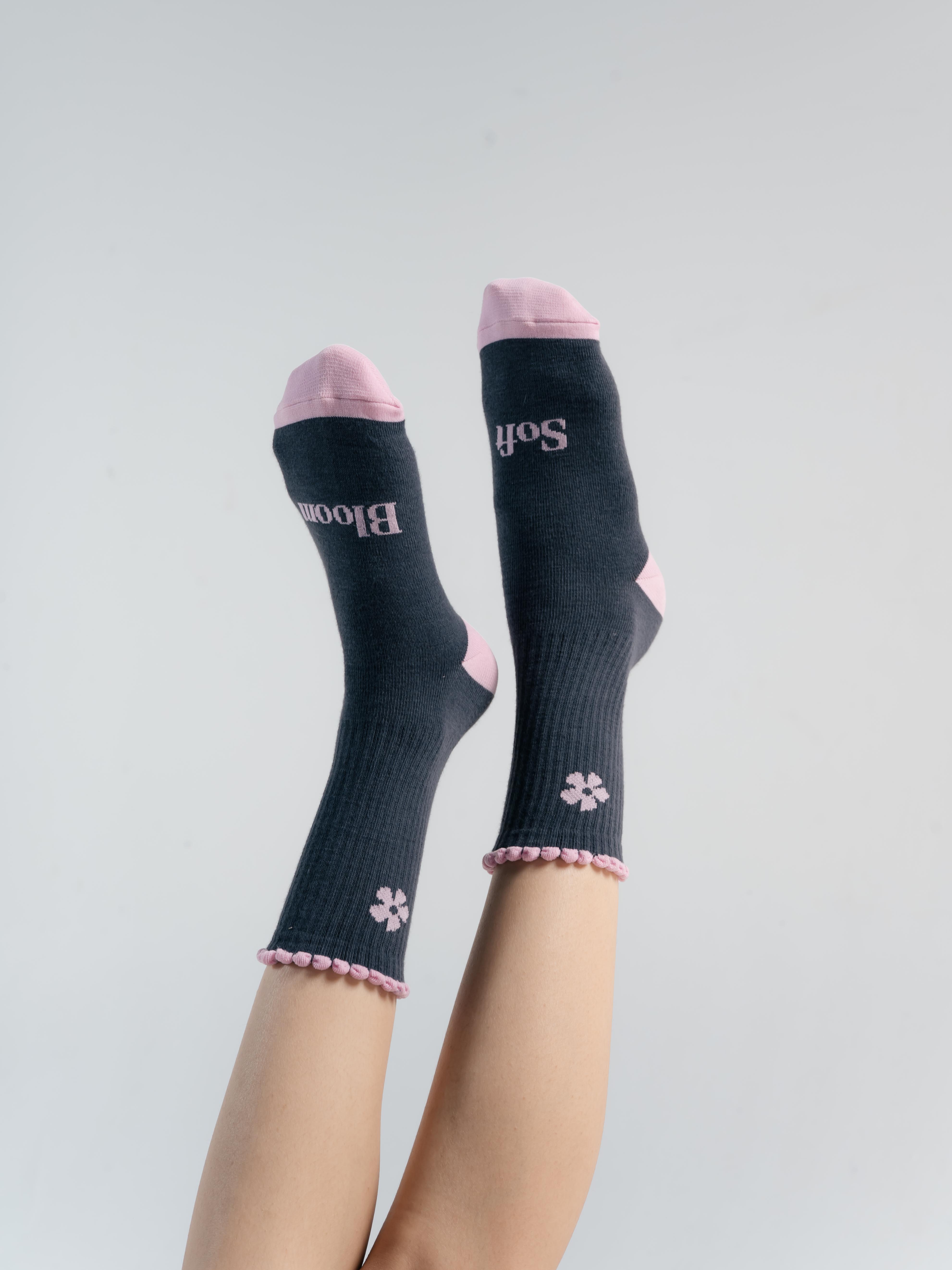 TOME AME - BLOOM SOCKS - KAOS KAKI