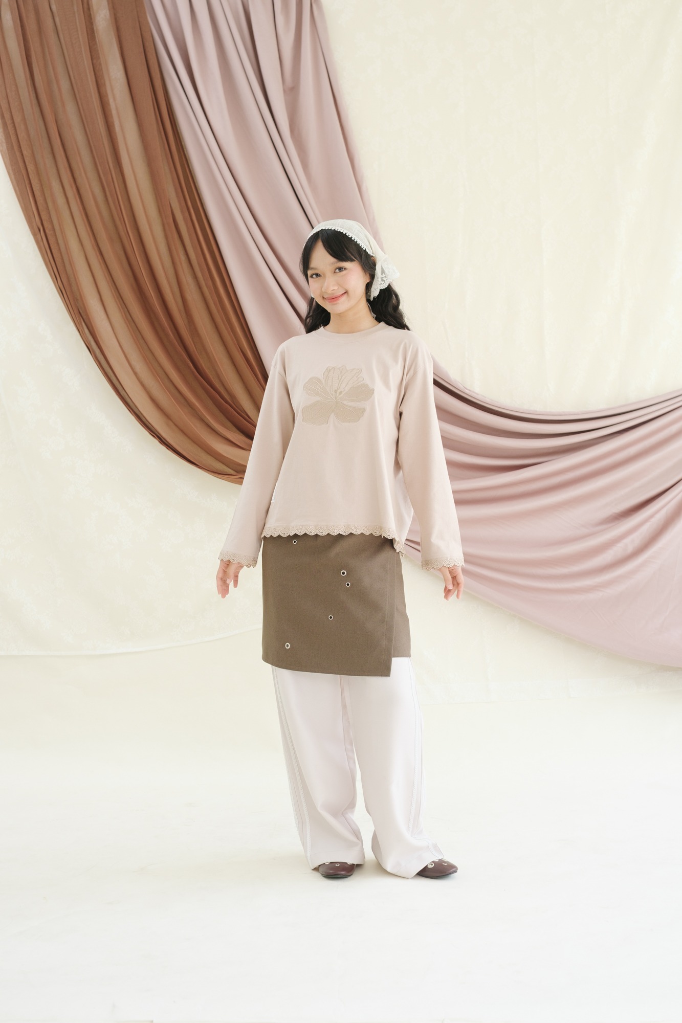 Tome Ame - Yuna Longsleeve - Kaos Lengan Panjang Embroidery 24S Motif Bunga