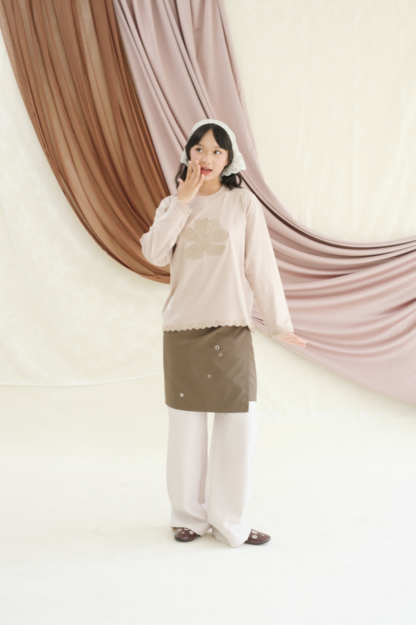 Tome Ame - Yuna Longsleeve - Kaos Lengan Panjang Embroidery 24S Motif Bunga