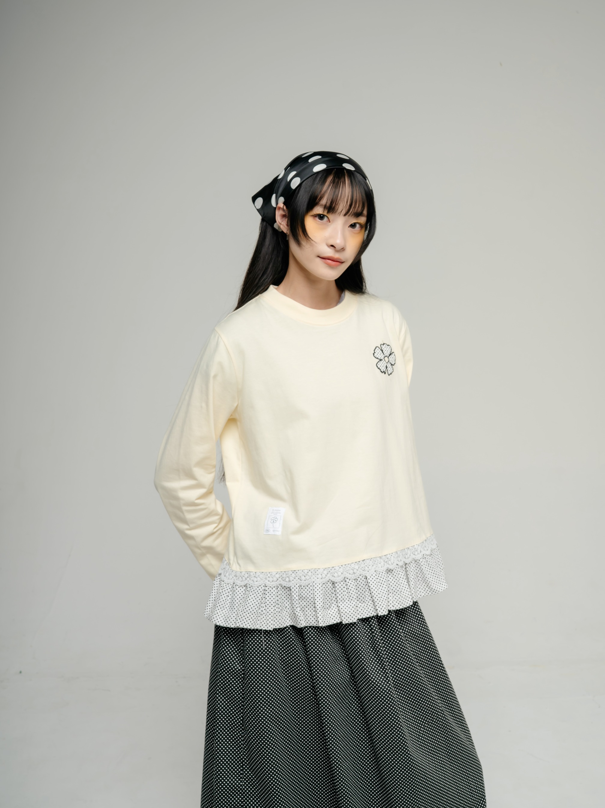 Tome Ame - Yujin Longsleeve Lace Pattern - T Shirt Lengan Panjang Motif Renda