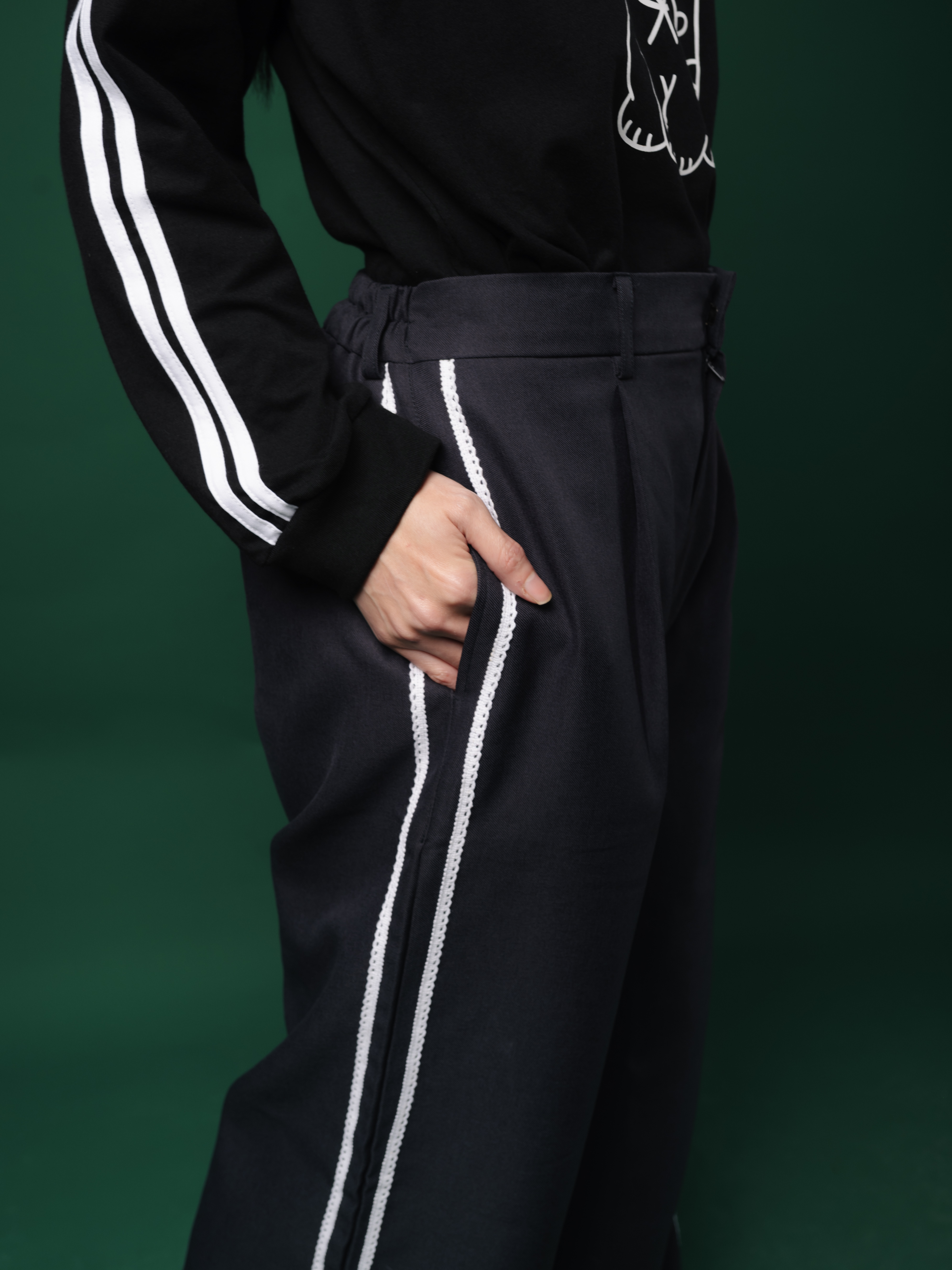 Tome Ame - Chira Pants Dark Grey - Celana Panjang Sporty