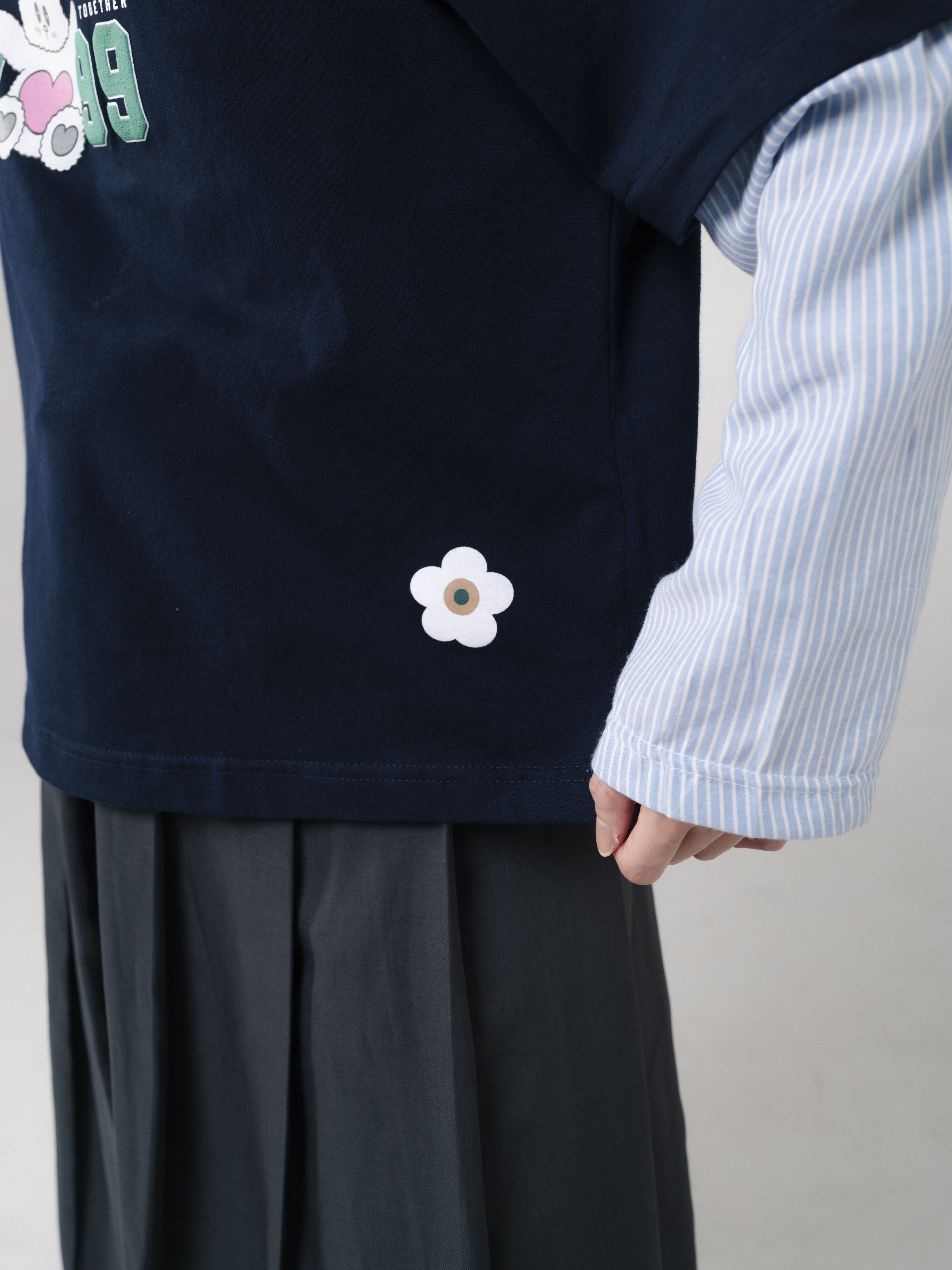Tome Ame - Yumi Boxy Longsleeve Tee Navy - Kaos Lengan Panjang Oversized 24S