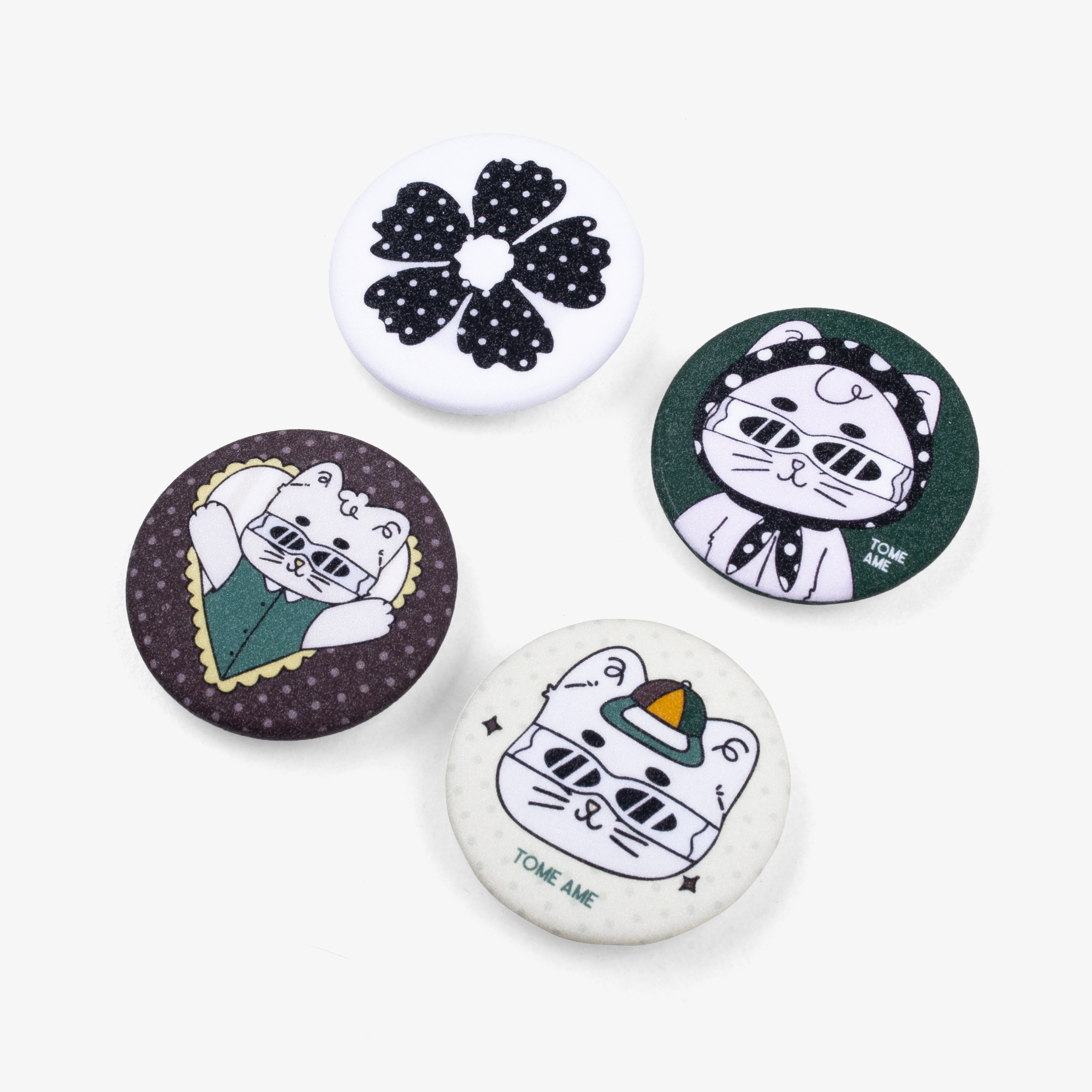 Tome Ame - Button Pin Dotes of Me