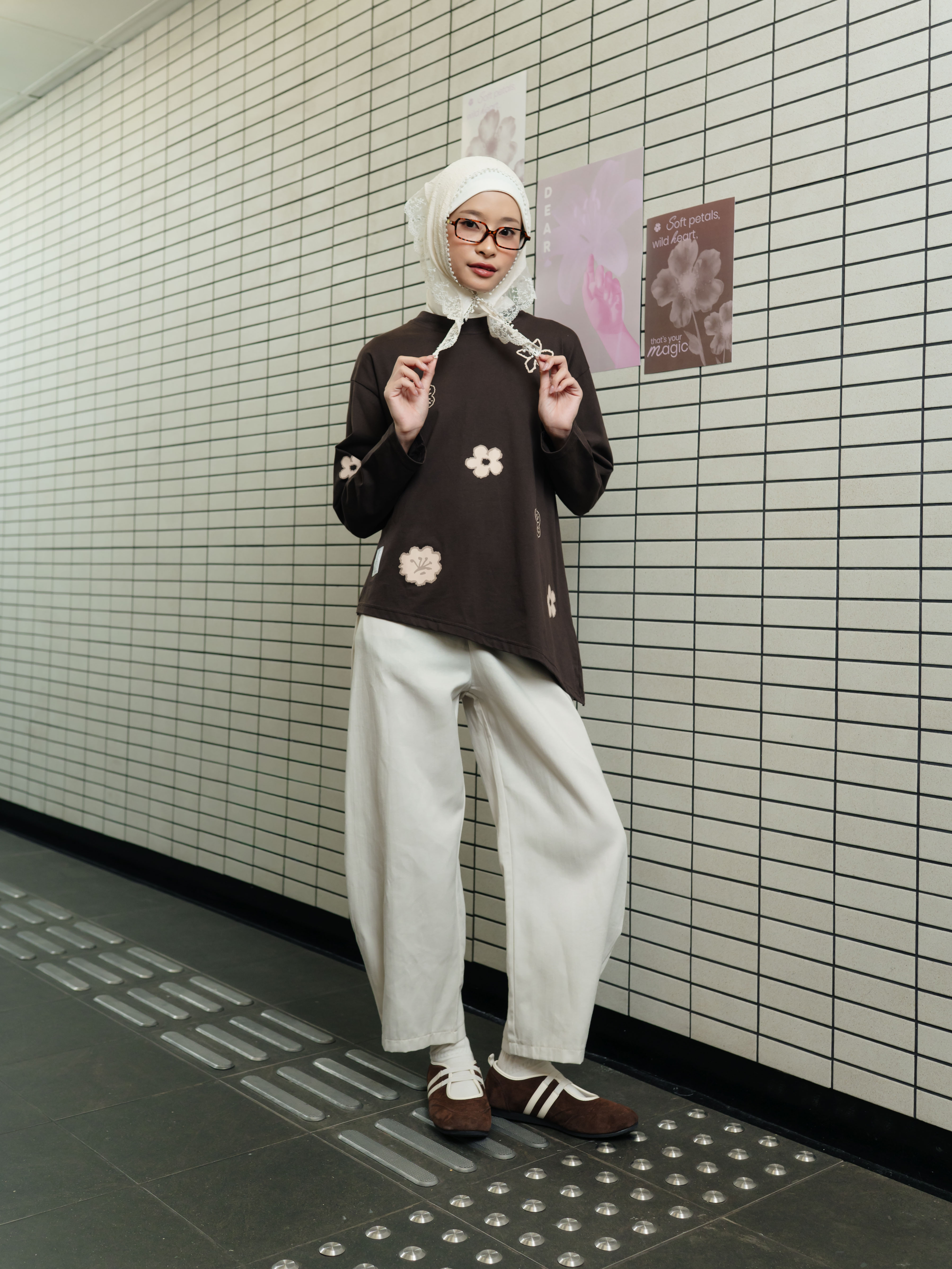 TOME AME - NINA T SHIRT LONGSLEEVE - KAOS LENGAN PANJANG ASIMETRIS MOTIF BUNGA