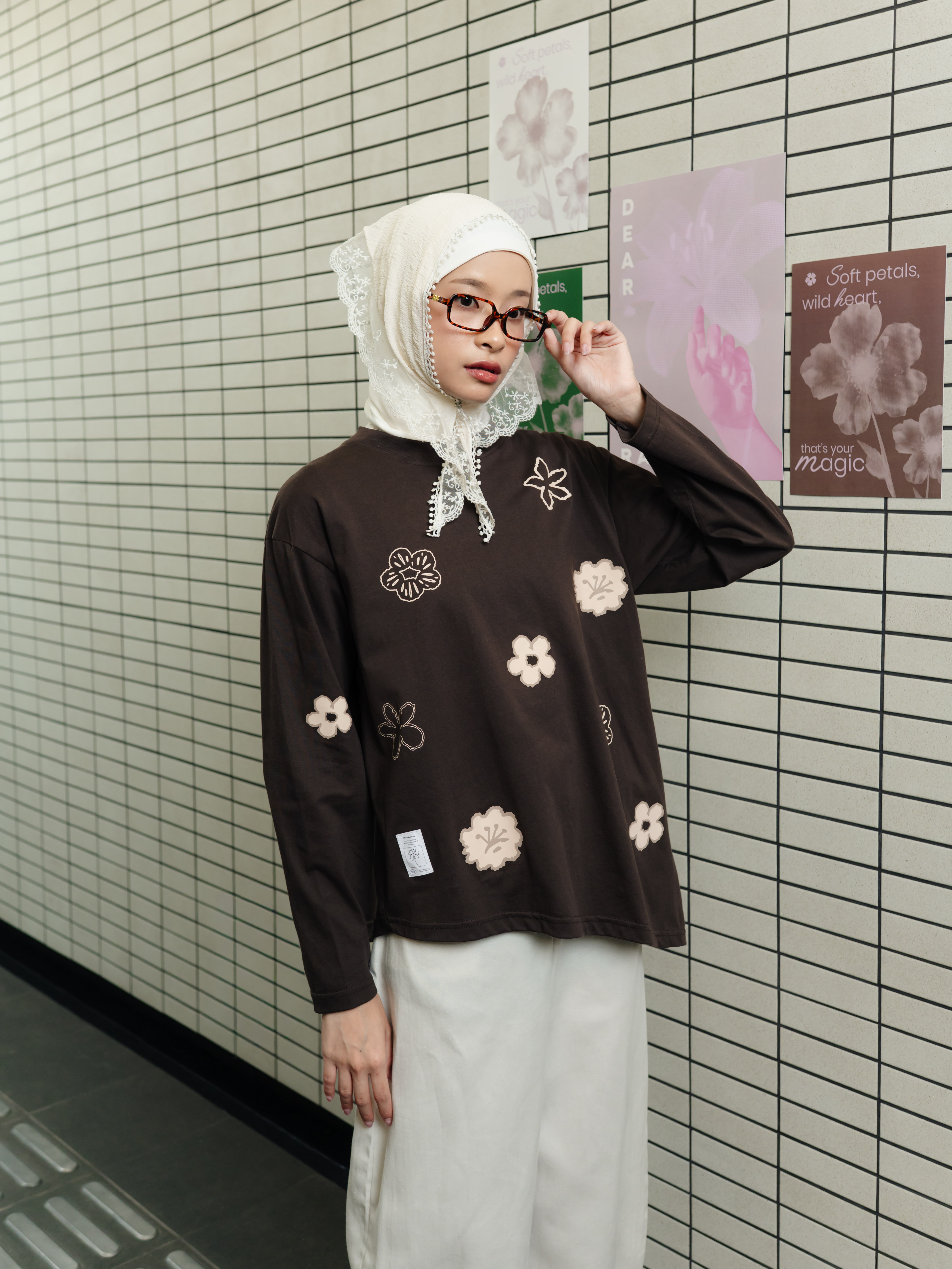 TOME AME - NINA T SHIRT LONGSLEEVE - KAOS LENGAN PANJANG ASIMETRIS MOTIF BUNGA