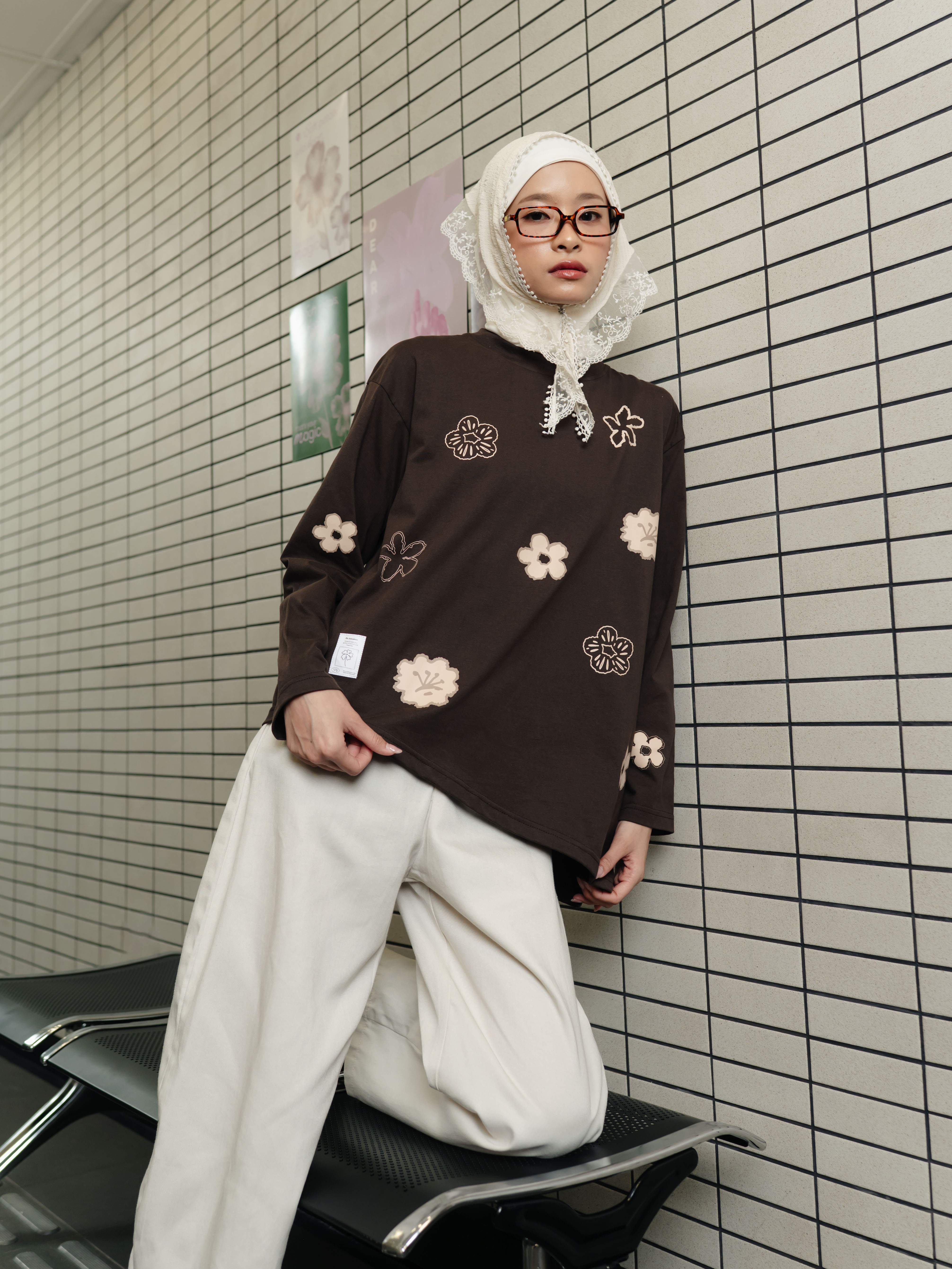 TOME AME - NINA T SHIRT LONGSLEEVE - KAOS LENGAN PANJANG ASIMETRIS MOTIF BUNGA