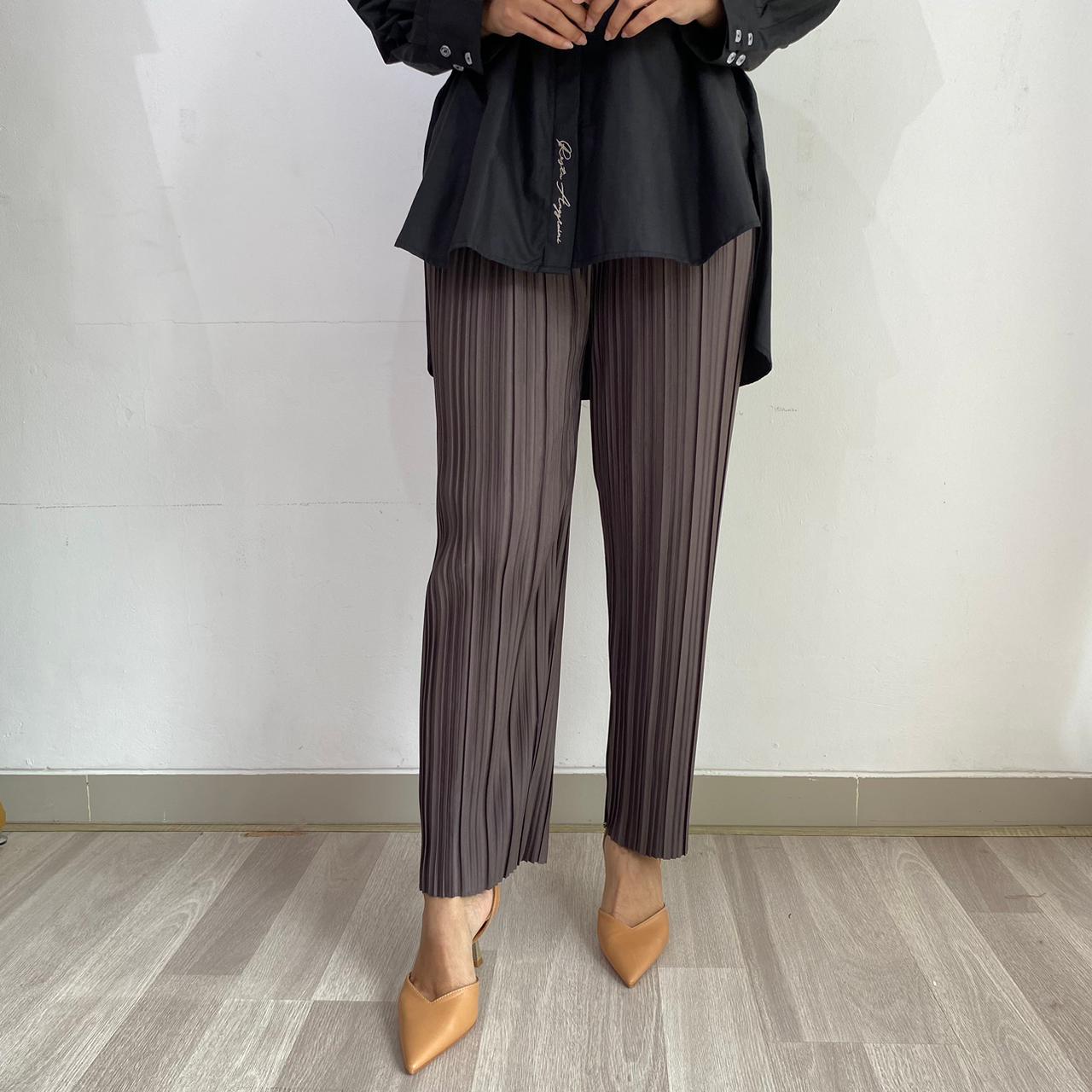 Ruka Pleats Pants Celana Plisket Pensil
