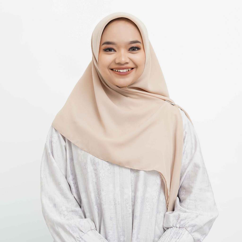 Plain Square Hijab Segi Empat