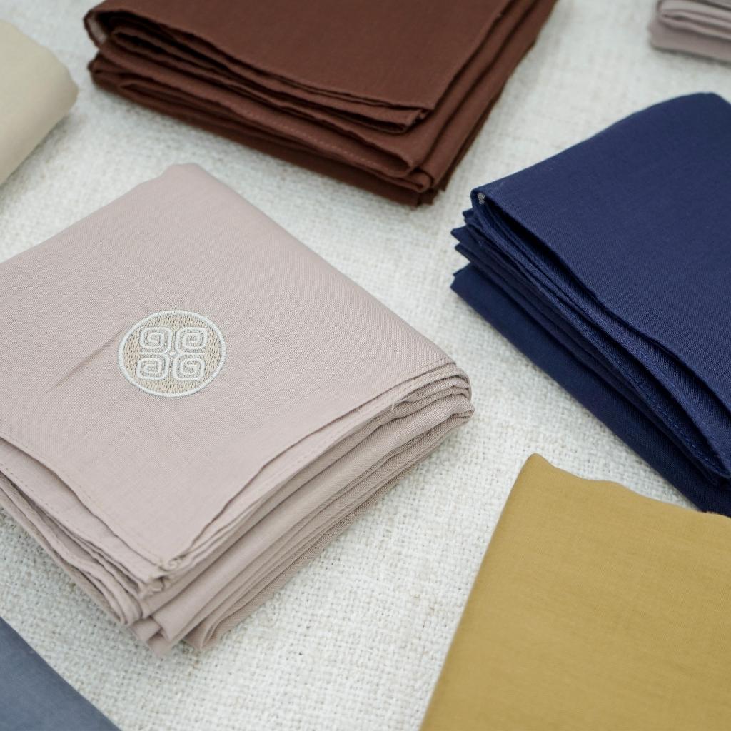 PRE-ORDER Turkish Voal Hijab Segiempat Polos