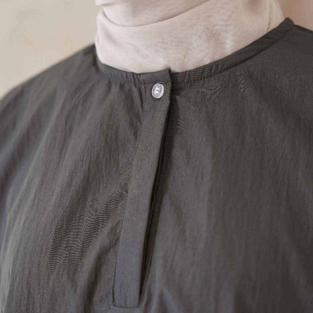Ferisha Blouse Balloon Silhouette