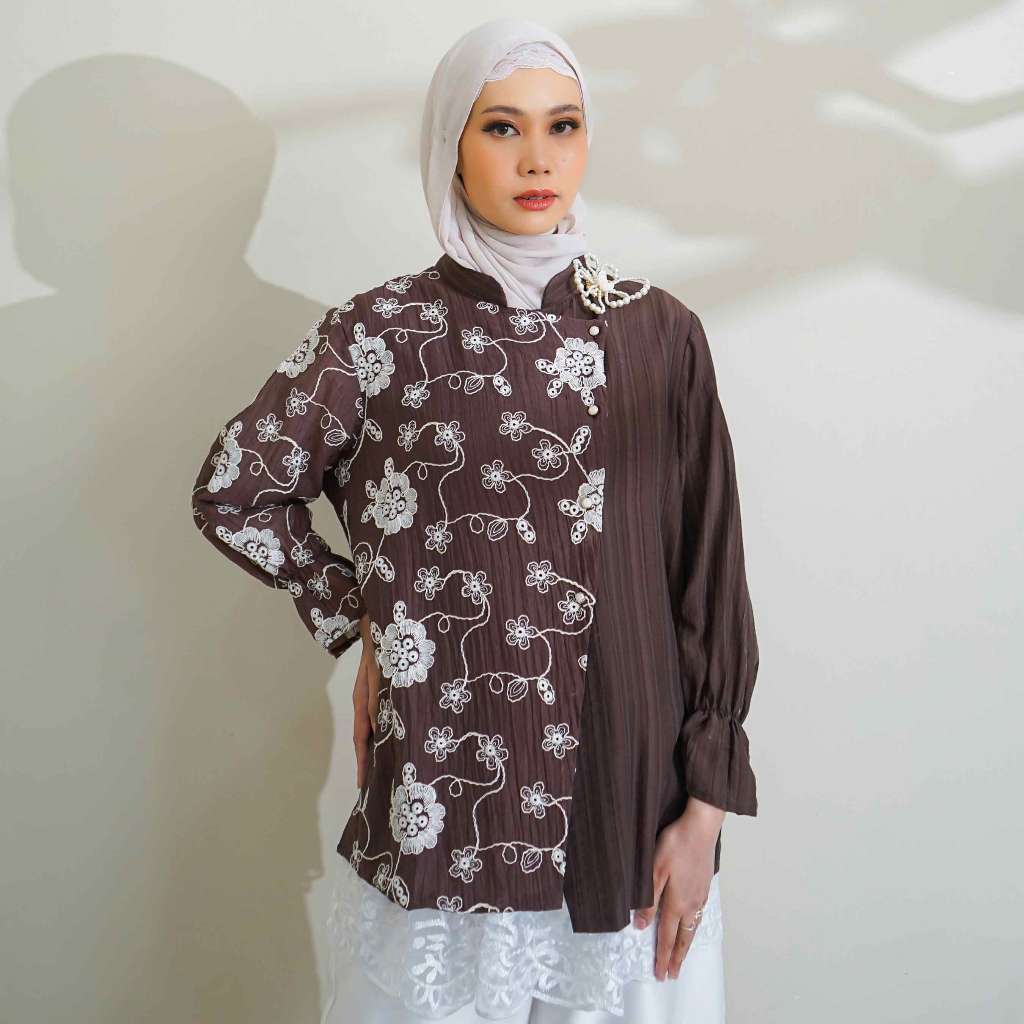 Atrisha Blouse