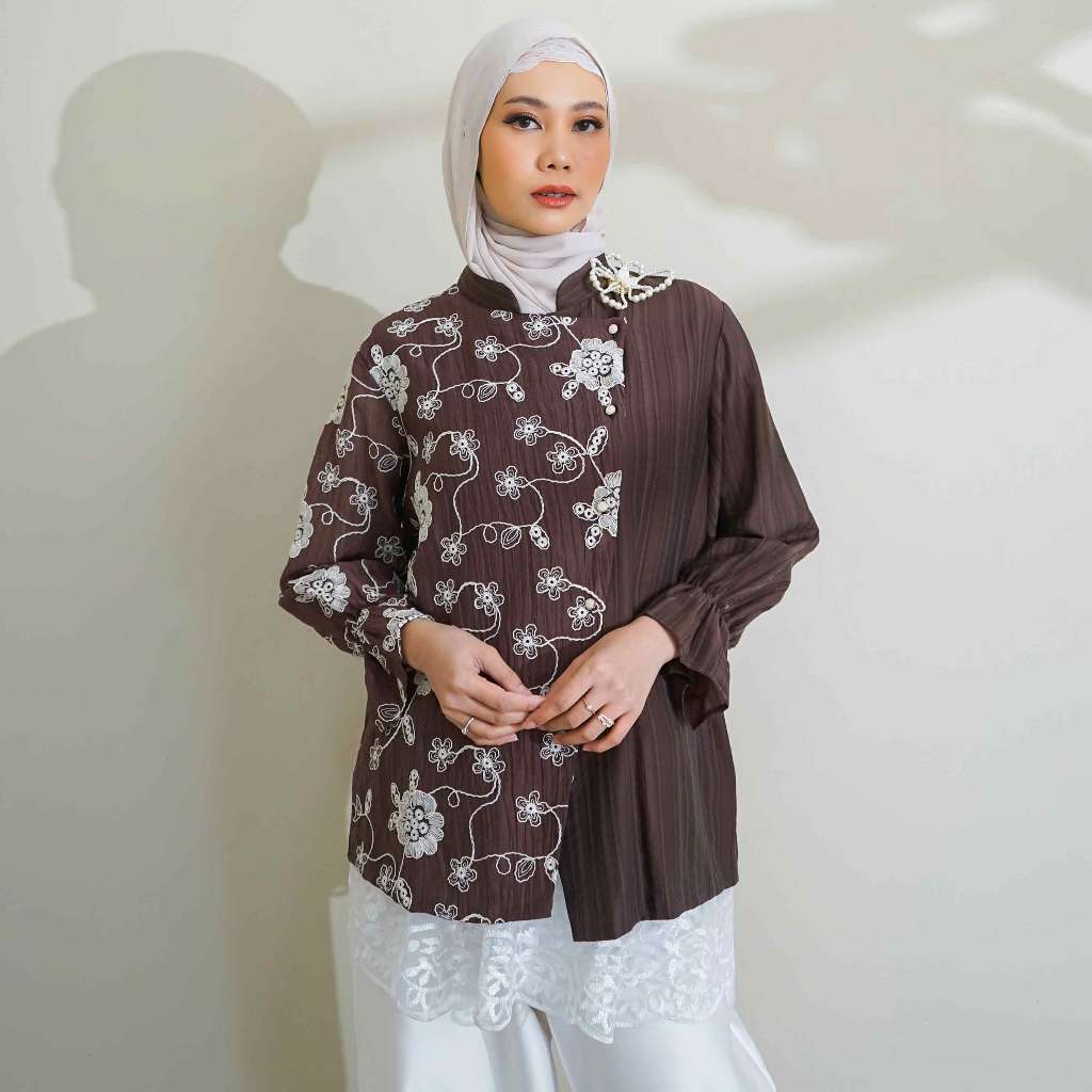 Atrisha Blouse