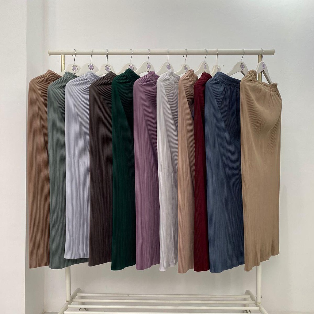 Bona Pleats Skirt