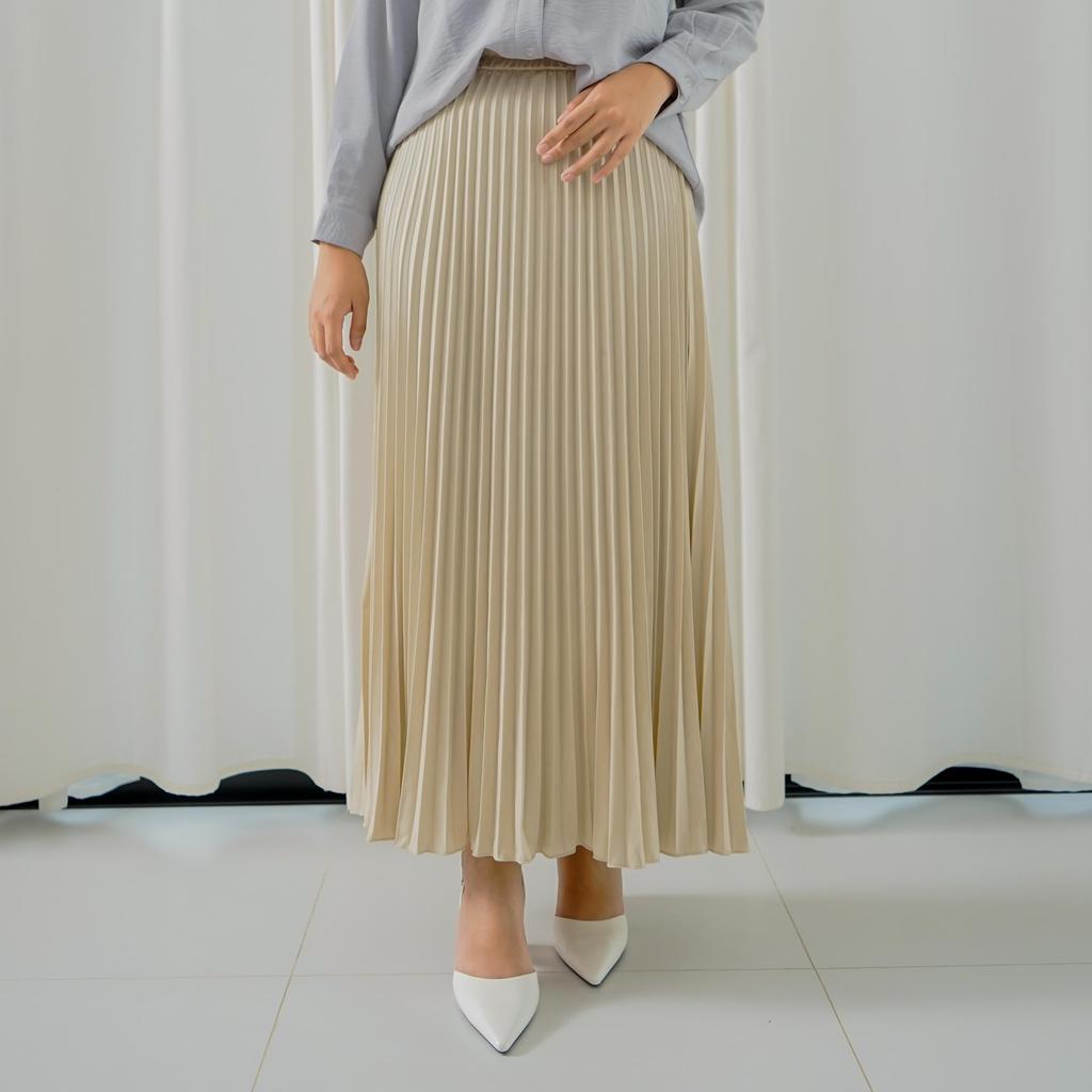 Rora Pleats Skirt Jumbo