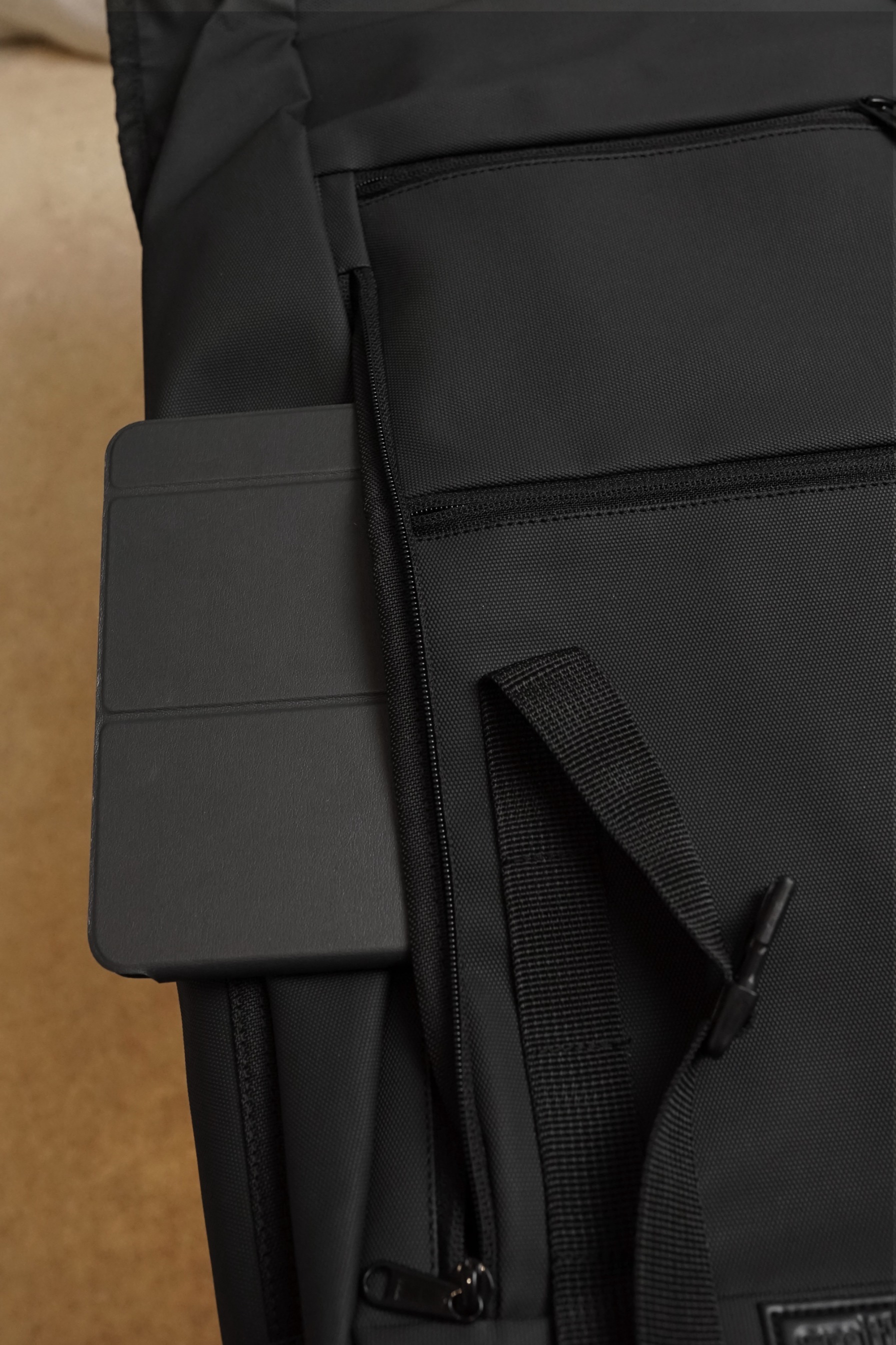 TAS RANSEL