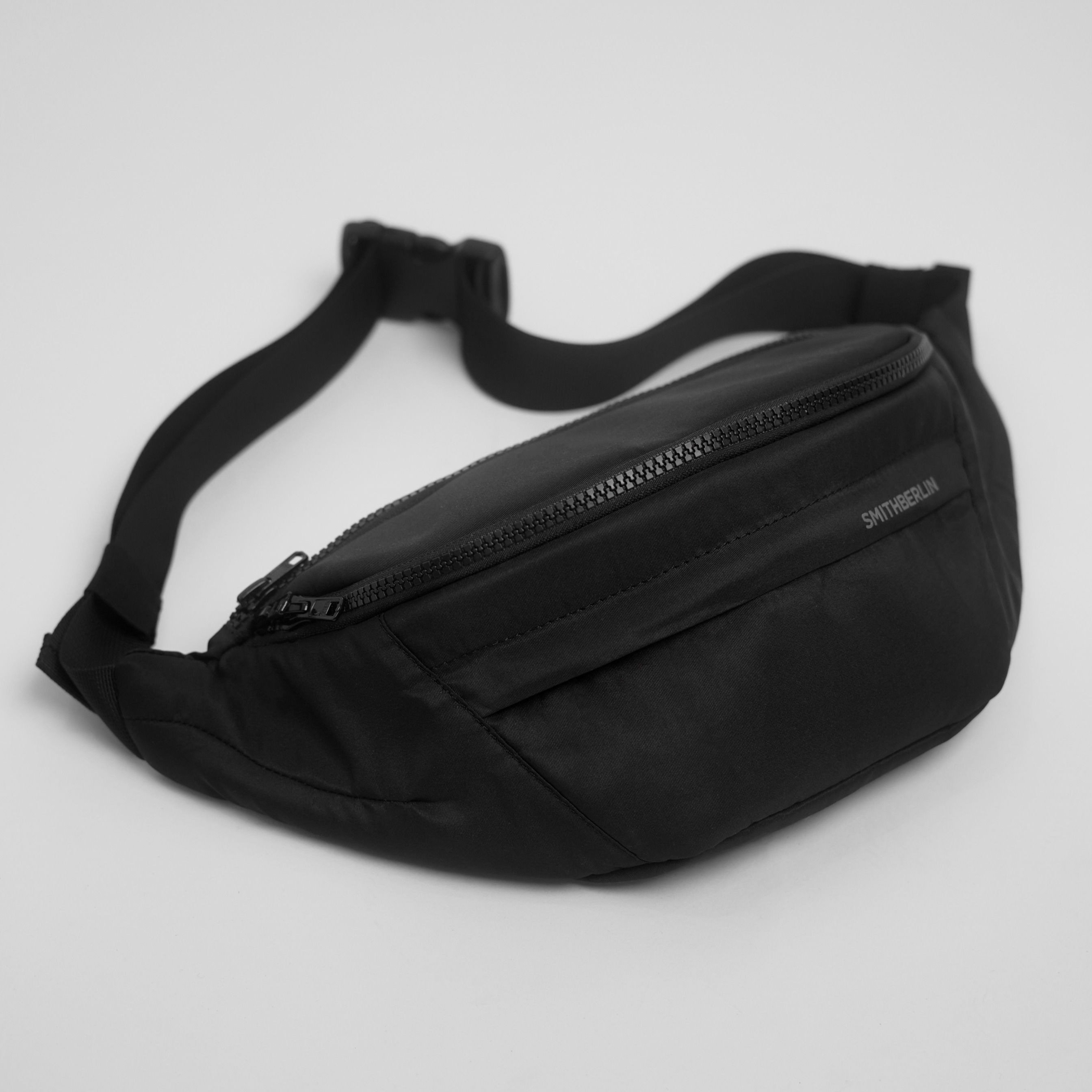TAS POUCH LOGAN & TAS PINGGANG WALTER