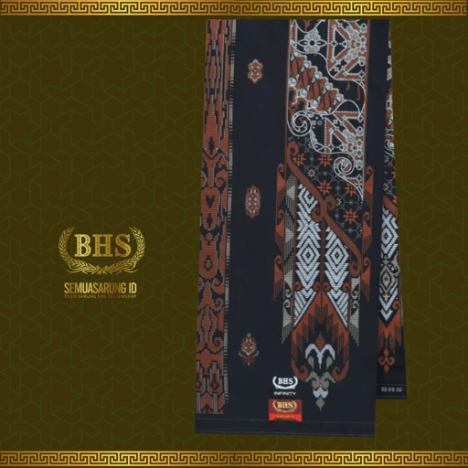 Image of Sarung BHS Infinity Terbaru Gold Motif V32 SNB Selvedge Jacquard Bahan Viscose Blend Halus dan Lembut Motif Elegan Tidak Kusut Tidak Berbulu Dingin Saat Dipakai Produk PT. Behaestex Original