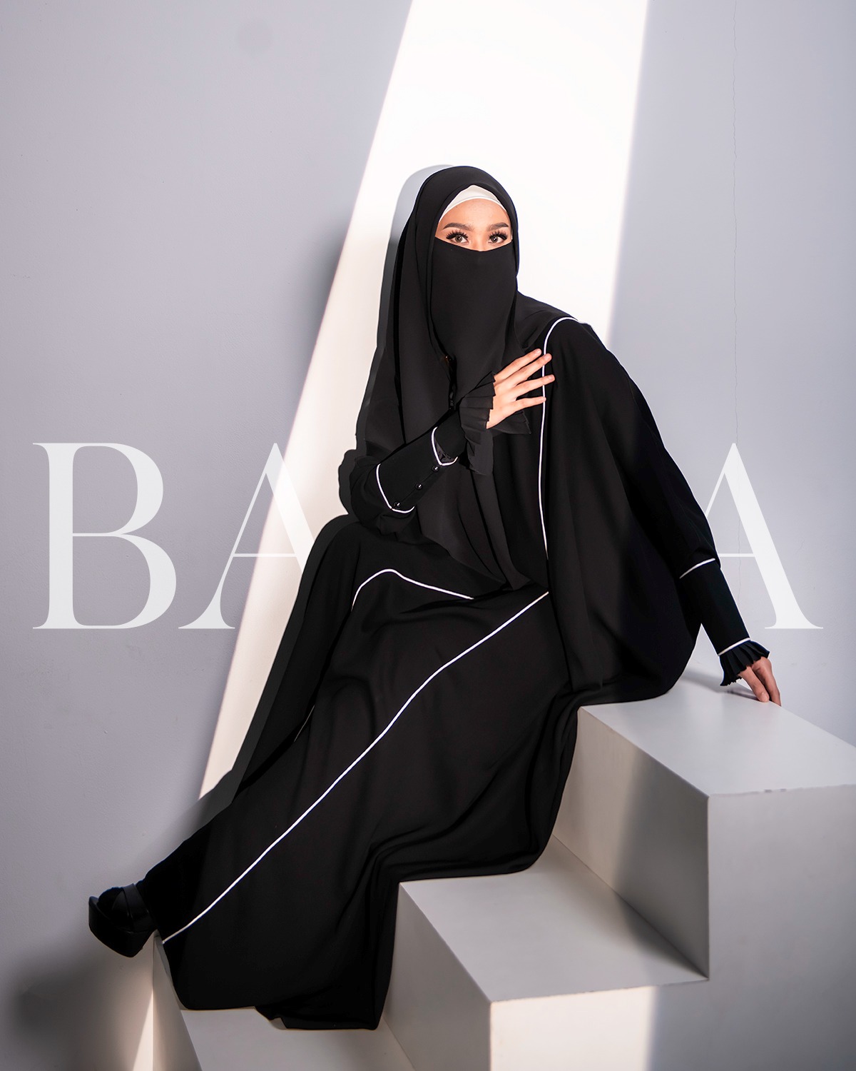 KIKO ABAYA