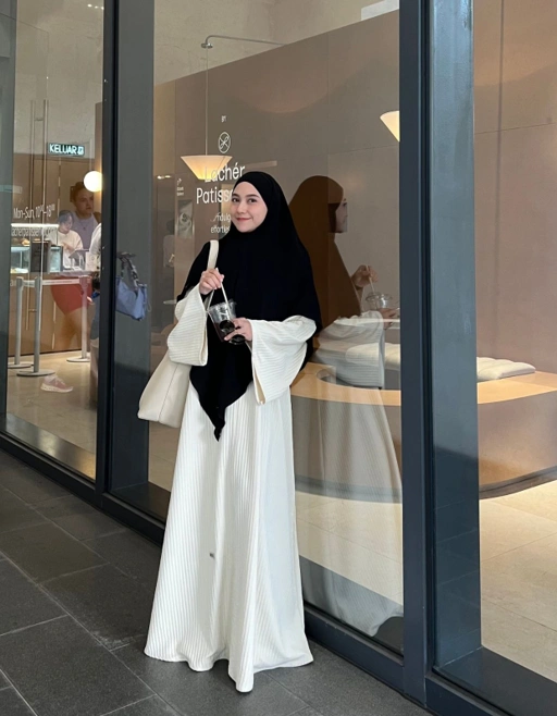 Image of RANIA ABAYA [BRSYARI X NISACOOKIE]