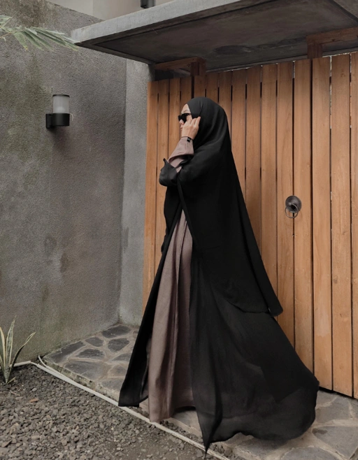 Image of MARWA ABAYA