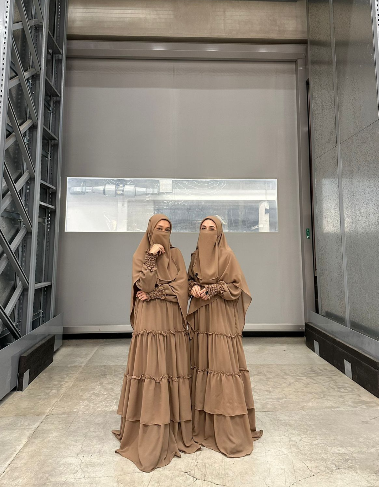 LAMIRA DRESS
