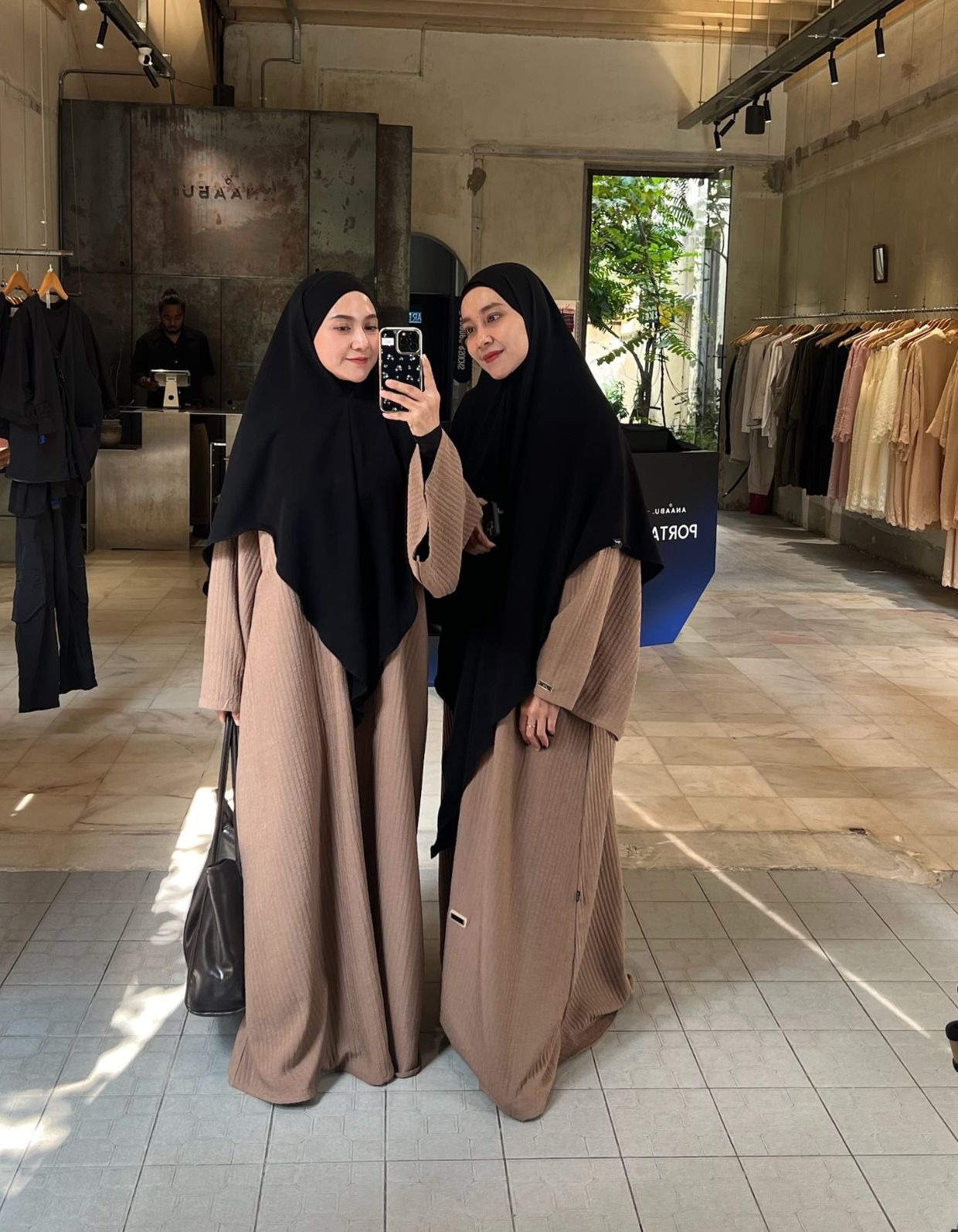 RANIA ABAYA [BRSYARI X NISACOOKIE]
