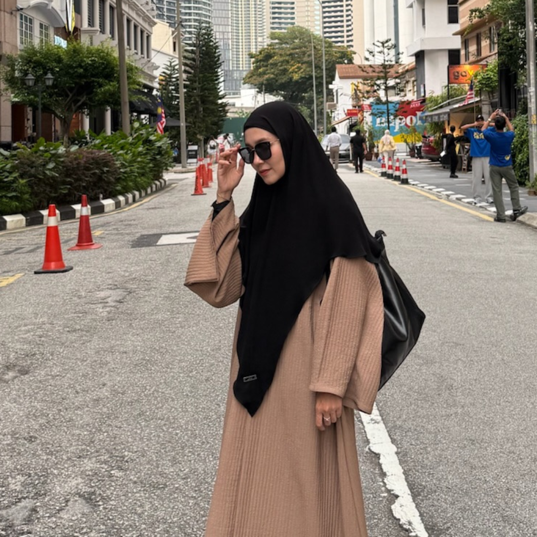 DAANIA KHIMAR