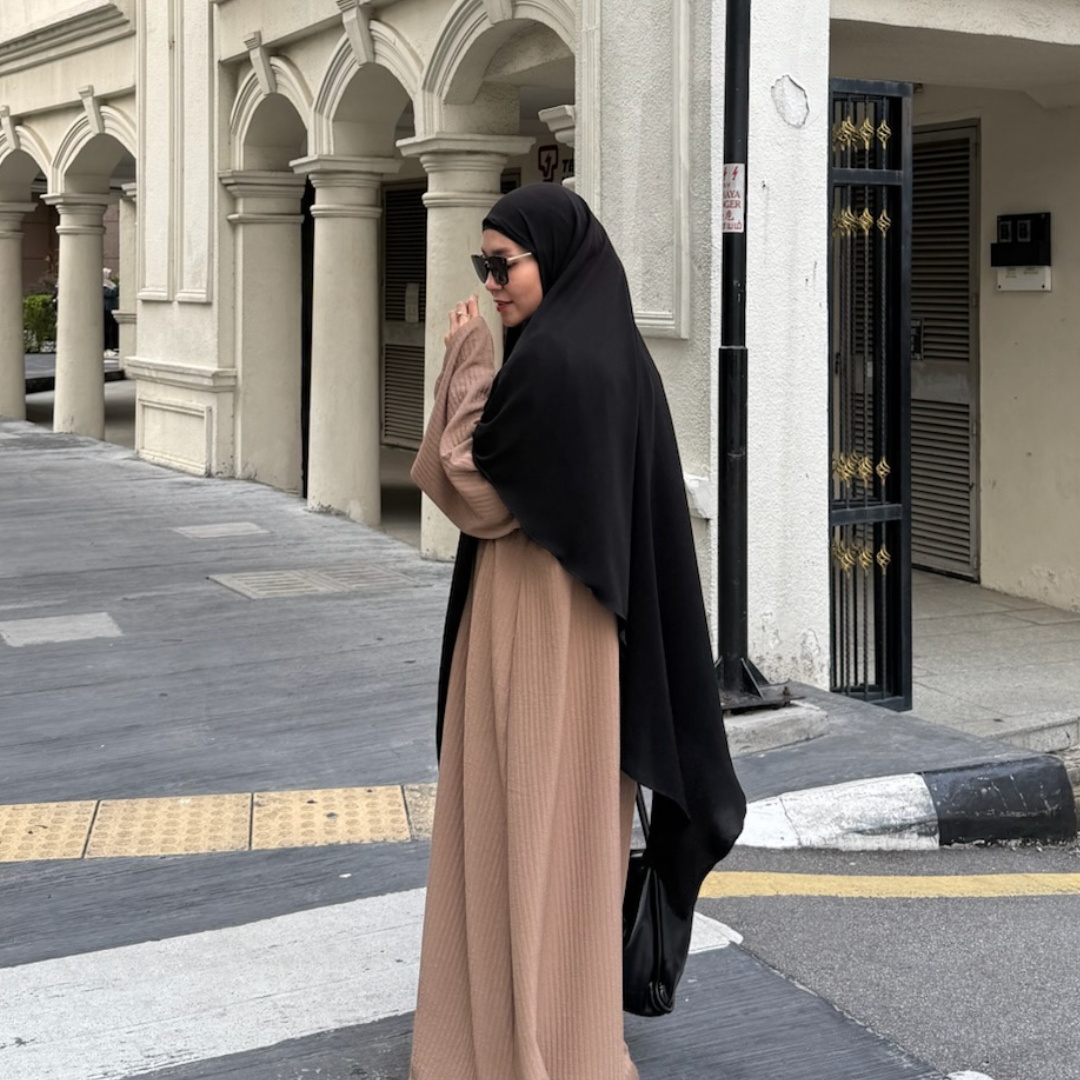 DAANIA KHIMAR