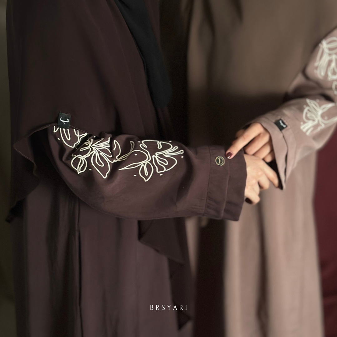 LAIBA ABAYA