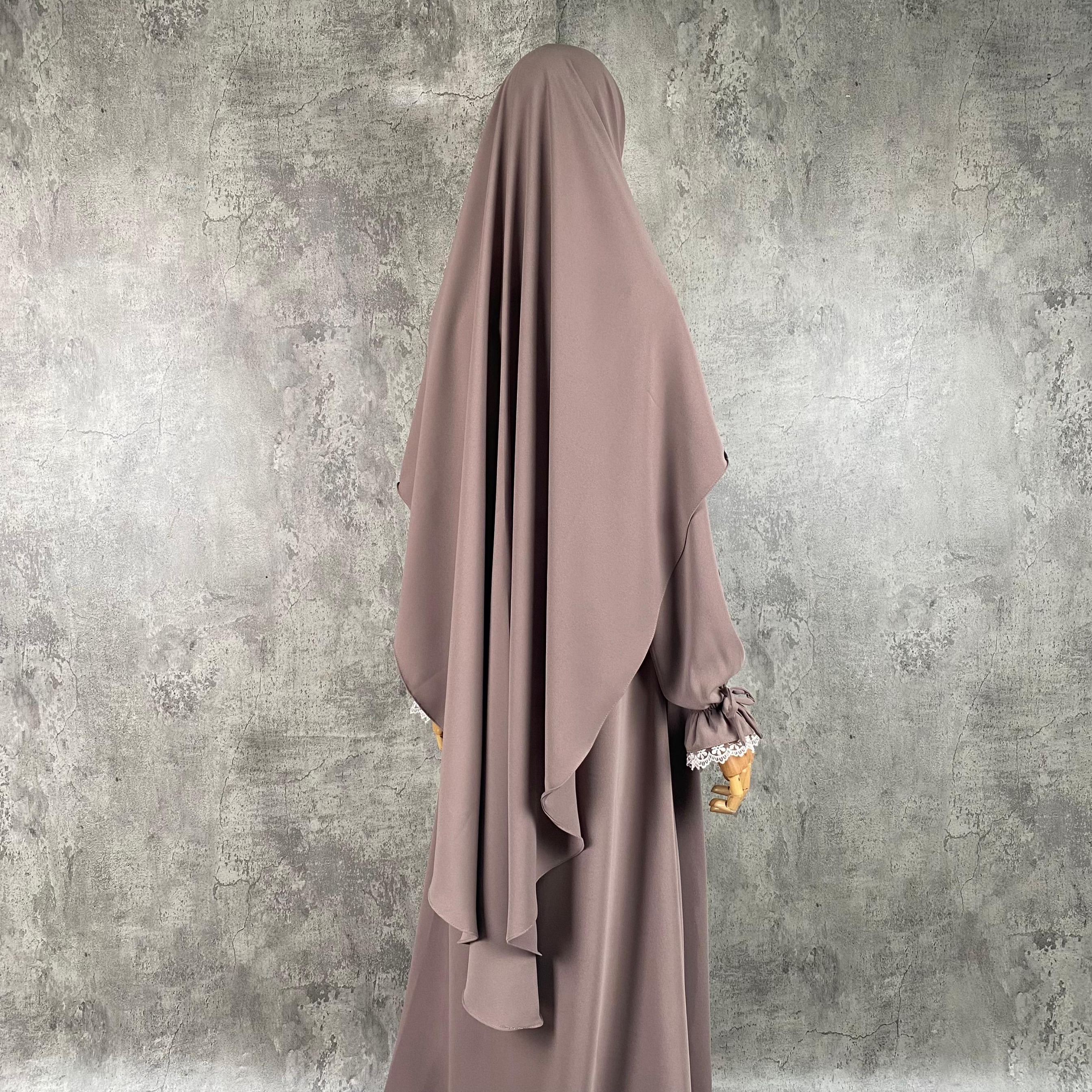 DAANIA KHIMAR