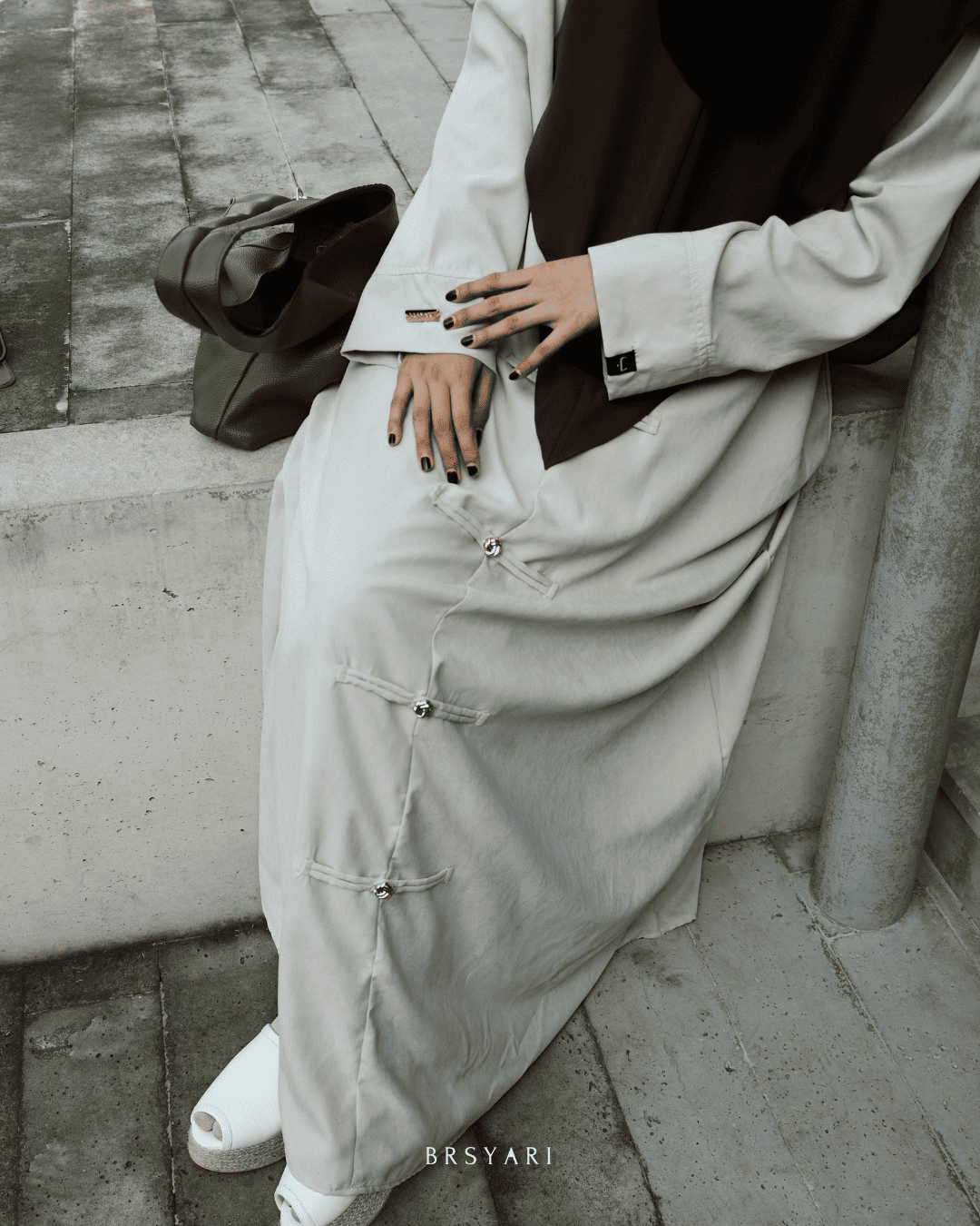 ALEENA ABAYA CHEONGSAM