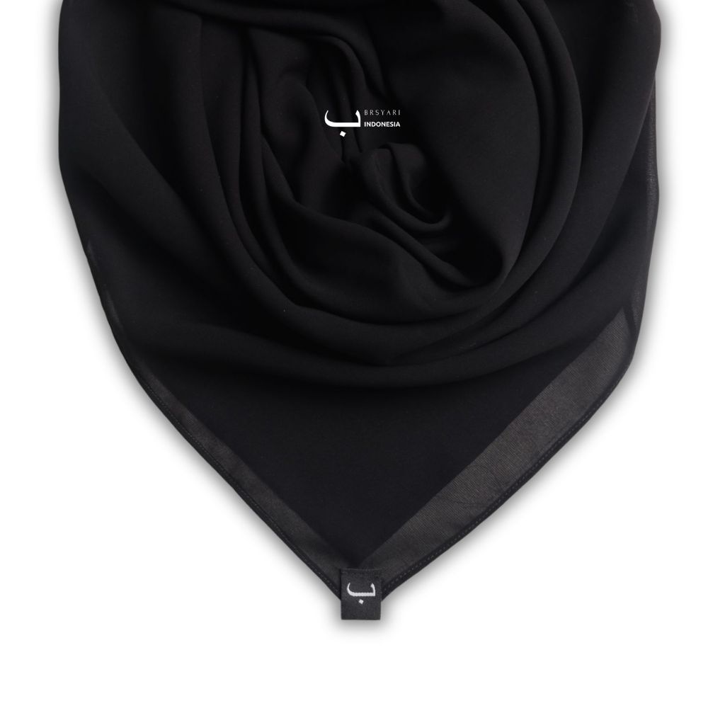 NAURA HIJAB QUARE