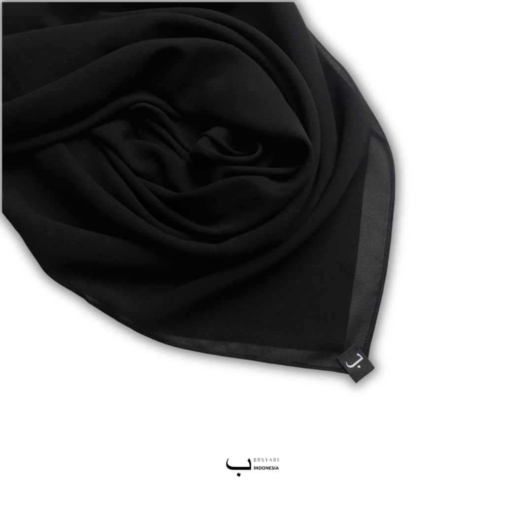 NAURA HIJAB QUARE