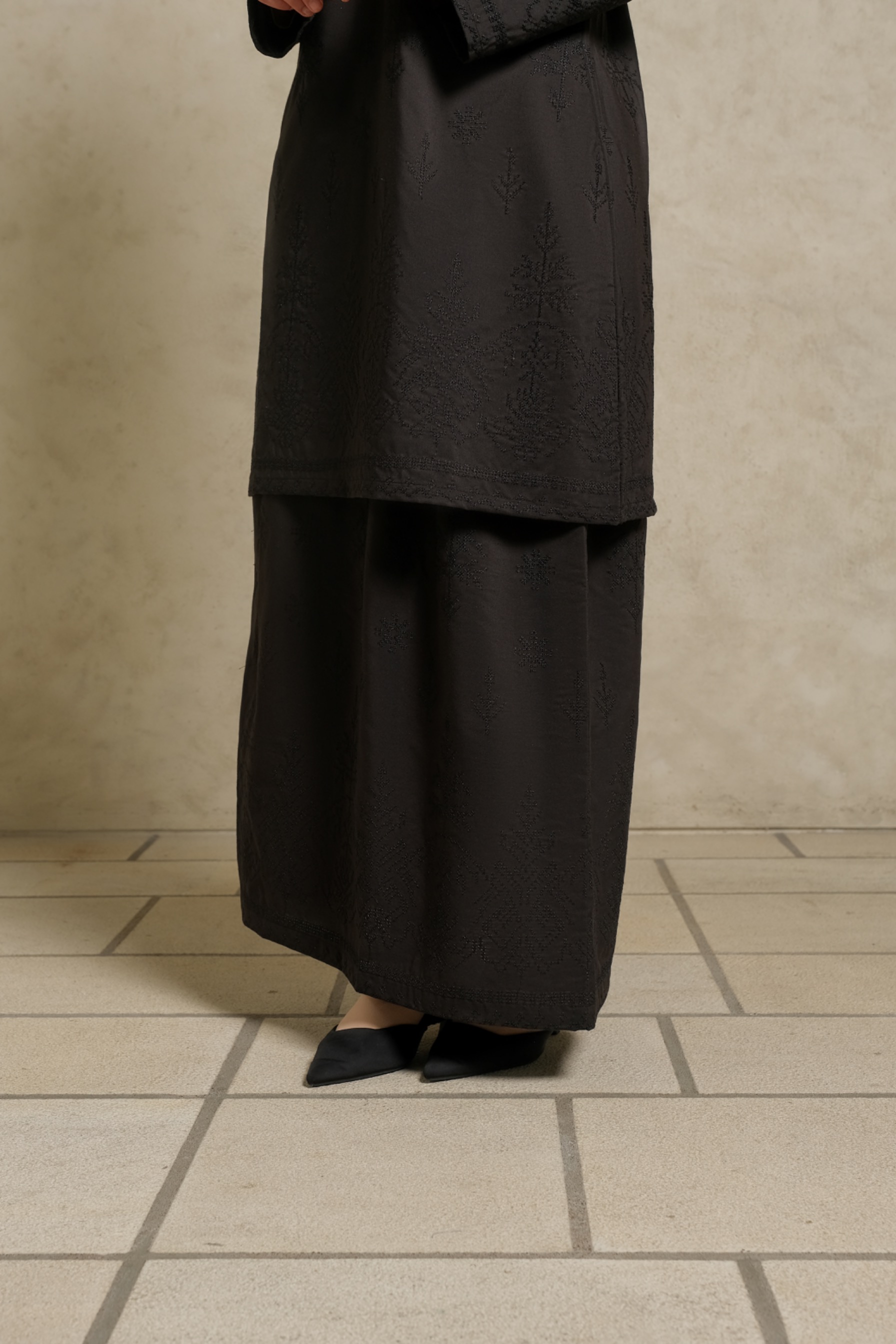 NAYARA Kurung Set