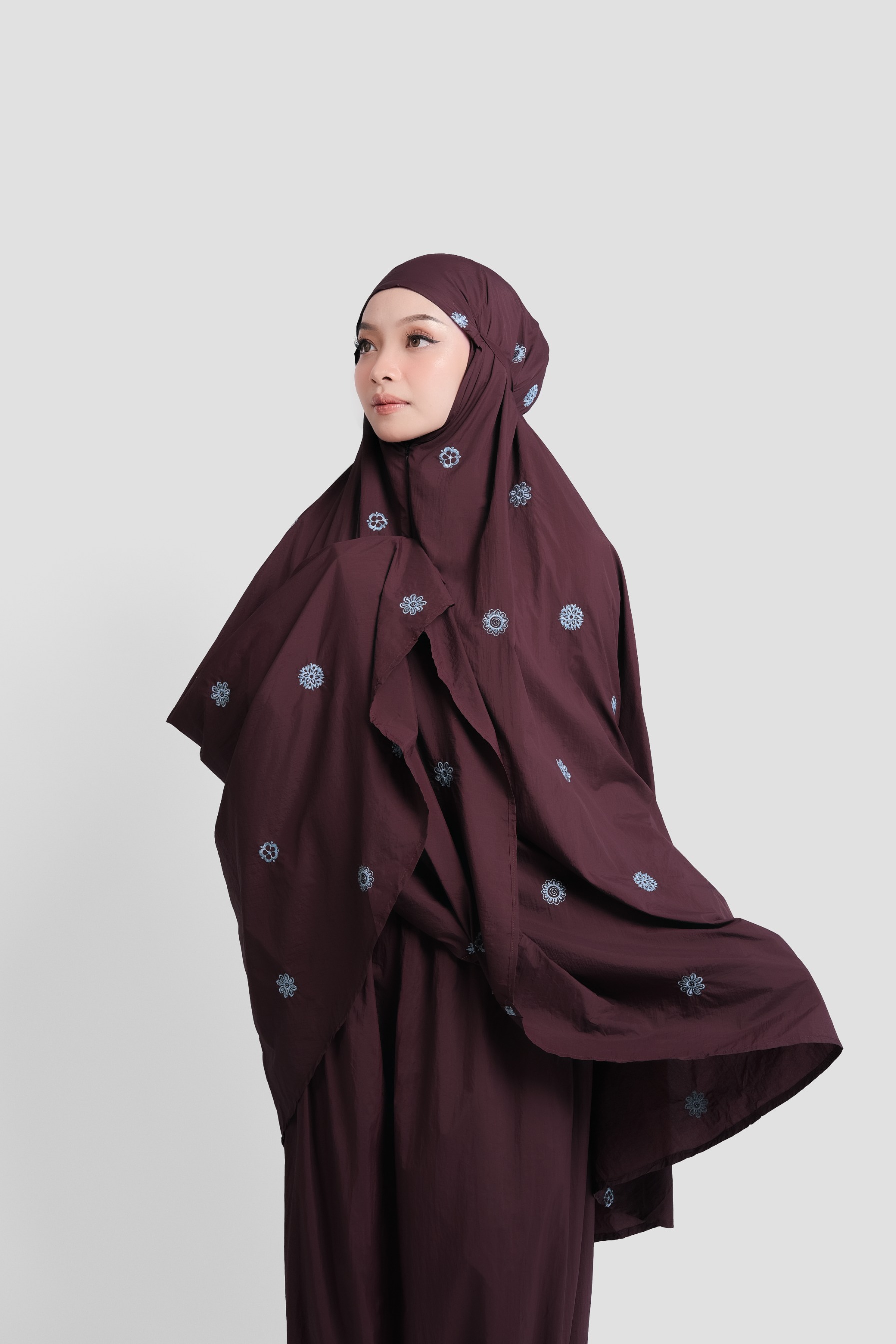 LUNARA travel prayer set